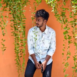 Poojari Om Charan